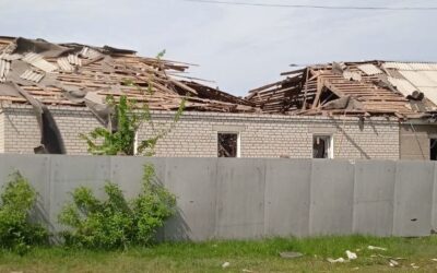 Волонтери на Харківщині допомагають людям поважного віку виїхати з охоплених війною громад