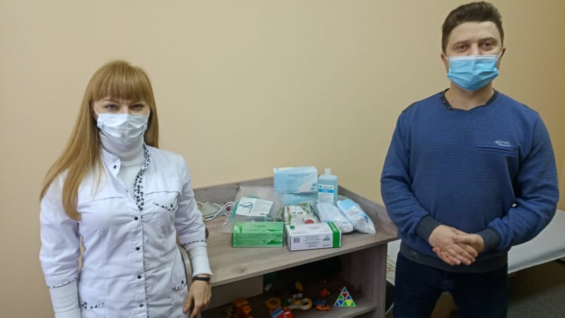 Продовжуємо передавати засоби індивідуального захисту медикам