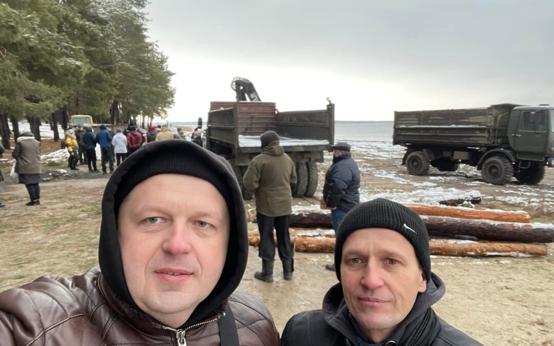 Освобождаем с населением мартовской пляж от самозахвата