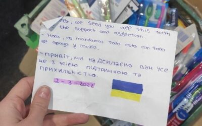 Когда разбираем очередной груз и такое письмо…